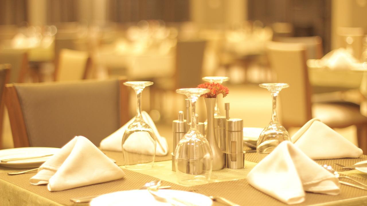 The Grand Palace Hotel Singine 외부 사진
